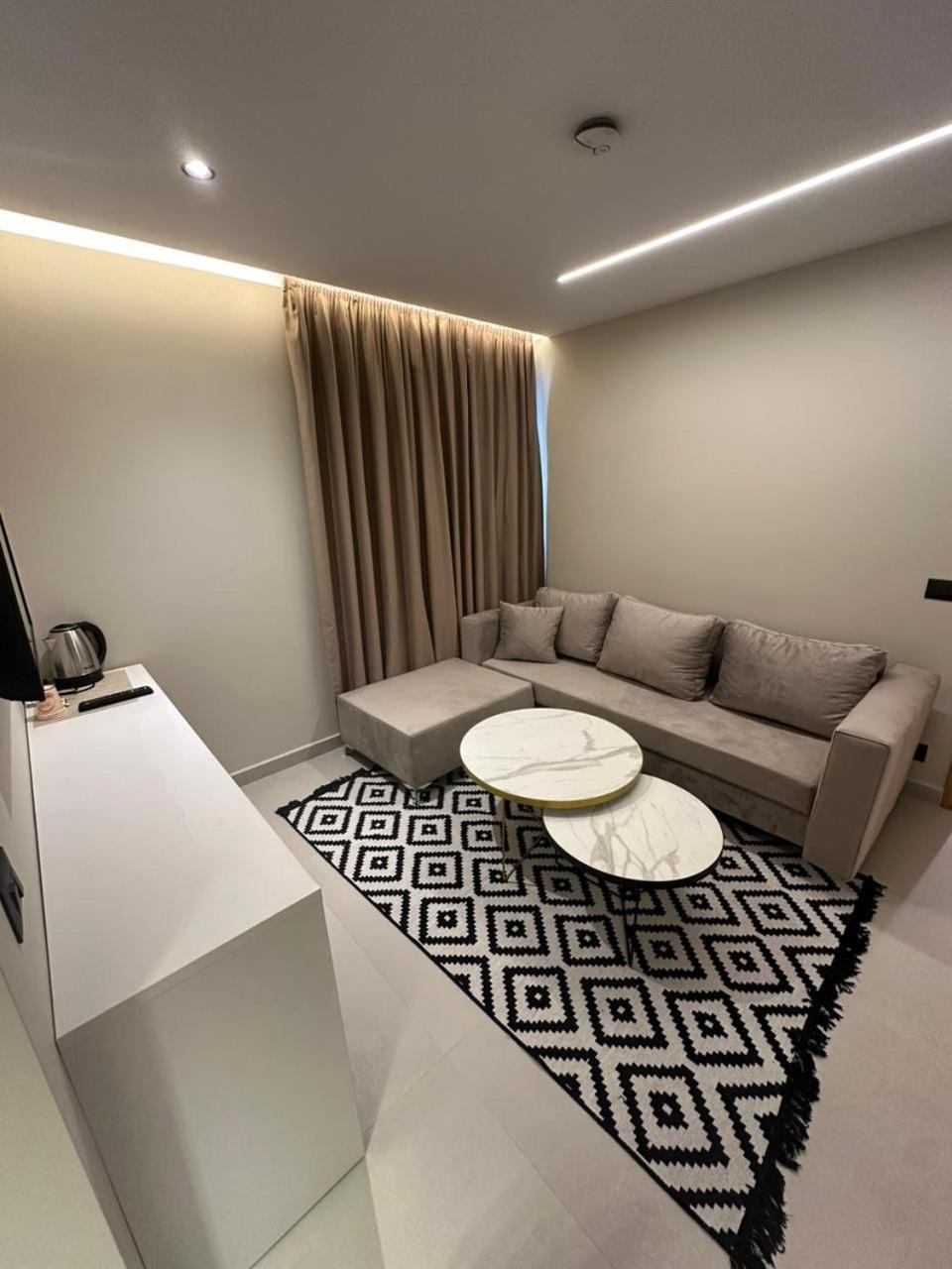 Calma Boutique Hotel Avlonya Dış mekan fotoğraf